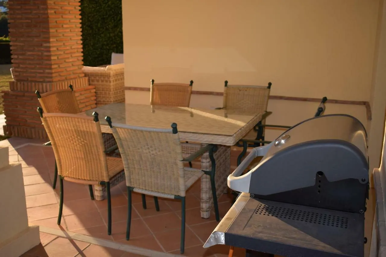 Jardin Vista Las Jacarandas Apartment Benahavis 0*,  Spain